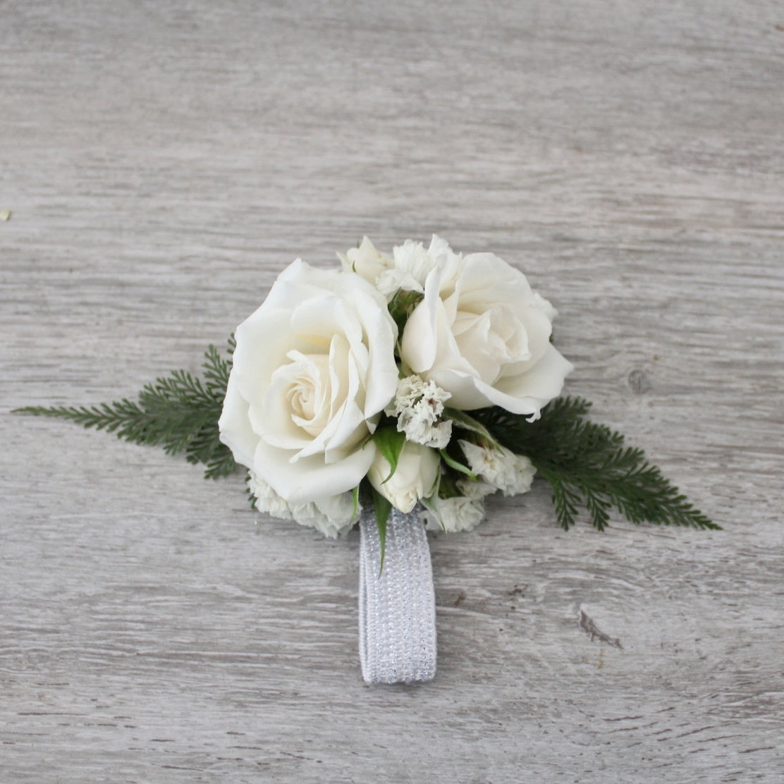 Corsage de Mano con Min Rosa Pre Prom