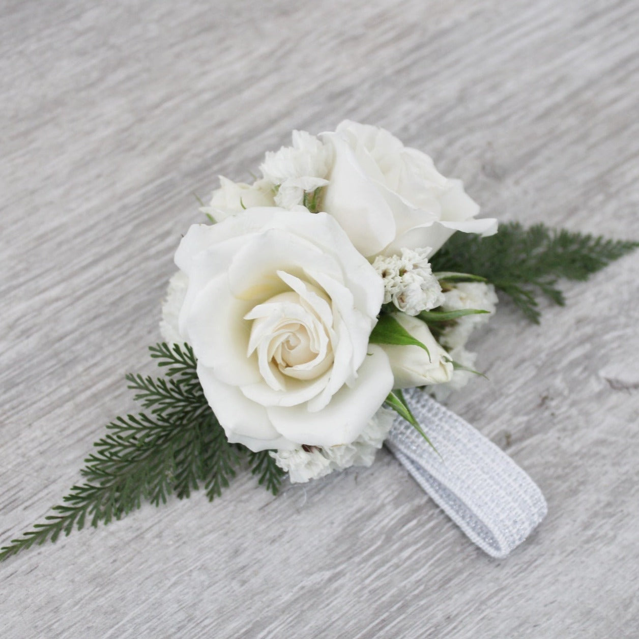 Corsage de Mano con Min Rosa Pre Prom