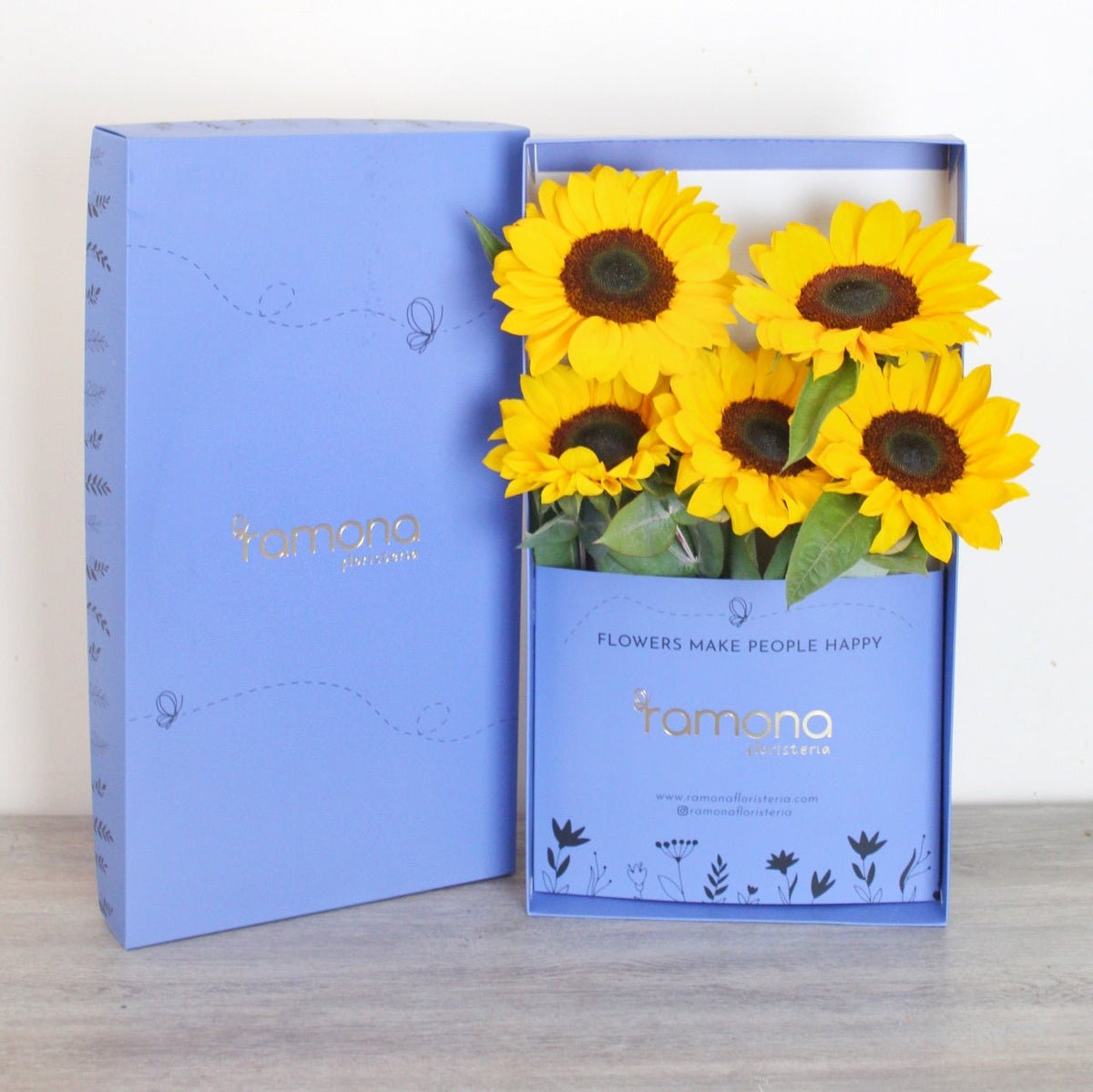 Caja de girasol x 5 - FA - Ramona Floristería 💐