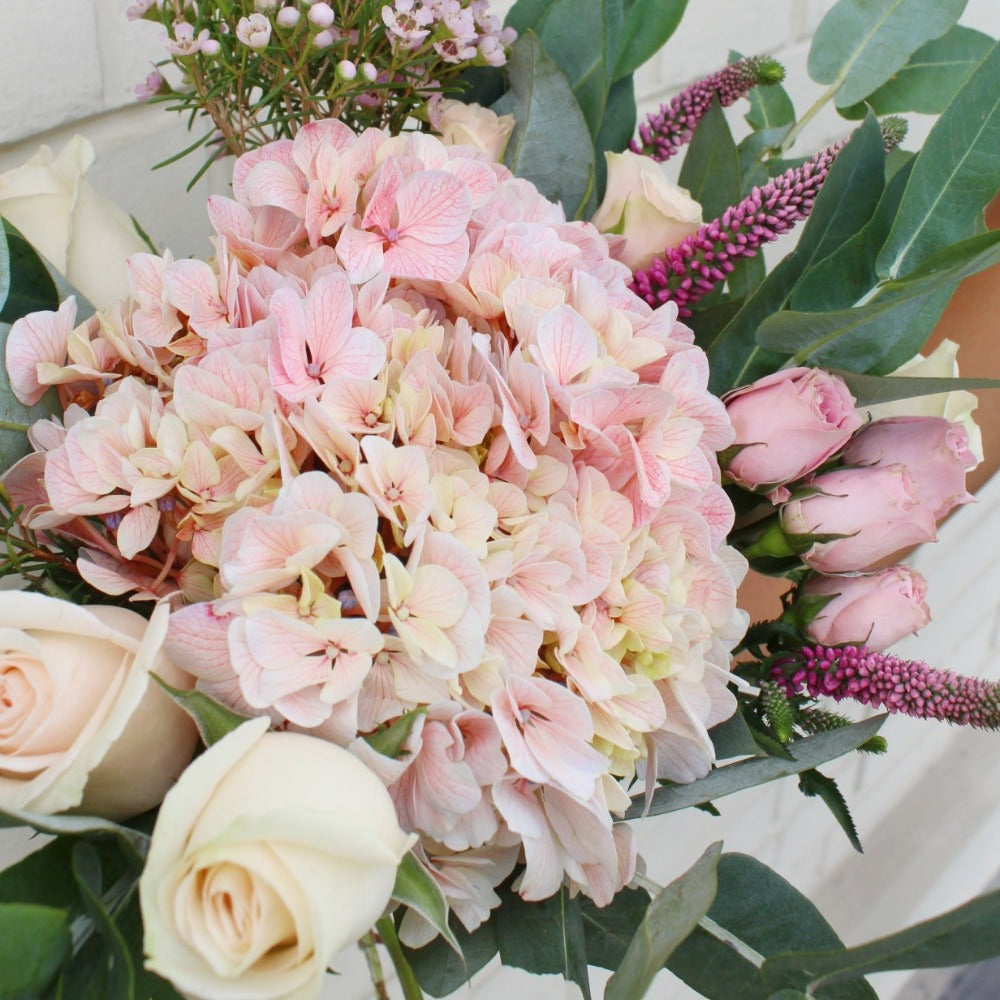 Ramo Pure Pink Style- ¡Envío para hoy! - Ramona Floristería 💐
