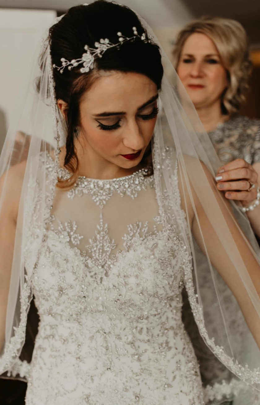 Tocado perlas y brillos largo - Ramona Floristería 💐